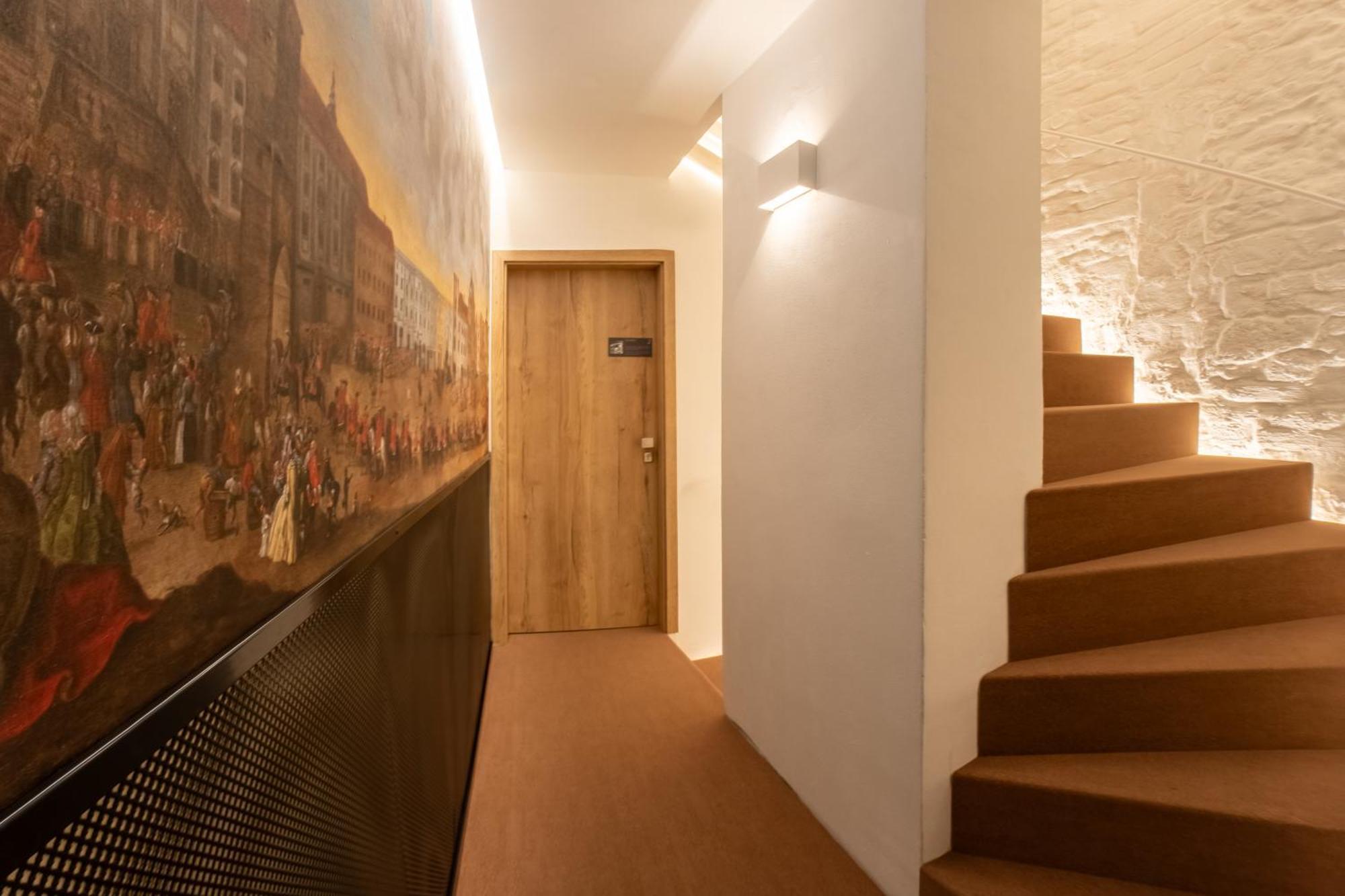 White Wolf Boutique Apartments Όλομουτς Εξωτερικό φωτογραφία