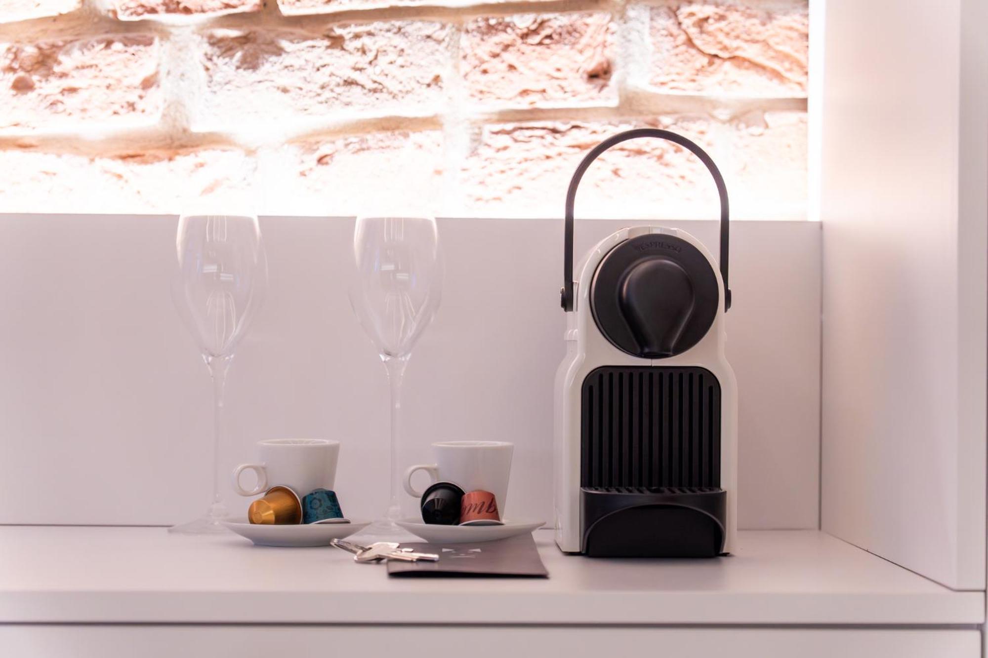 White Wolf Boutique Apartments Όλομουτς Εξωτερικό φωτογραφία